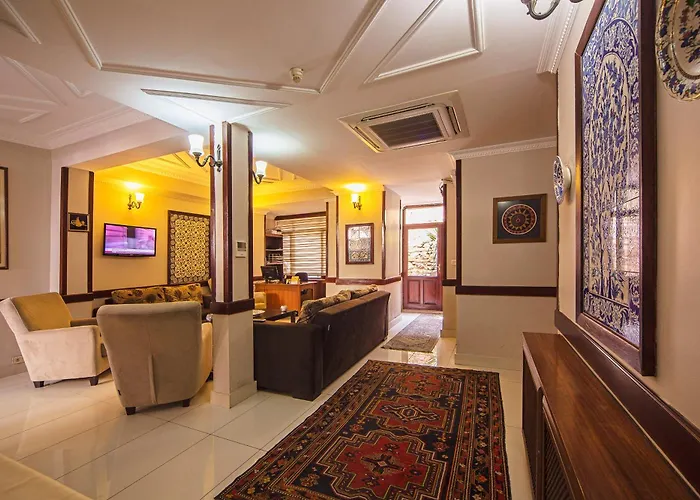 Hippodrome Hotel