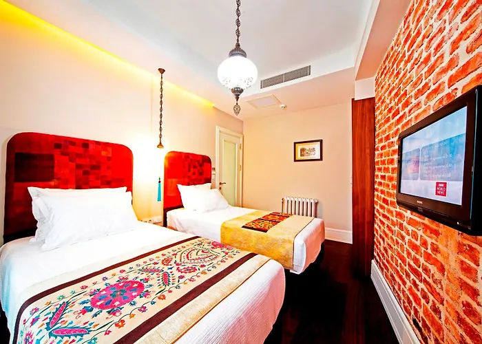 Hippodrome Hotel